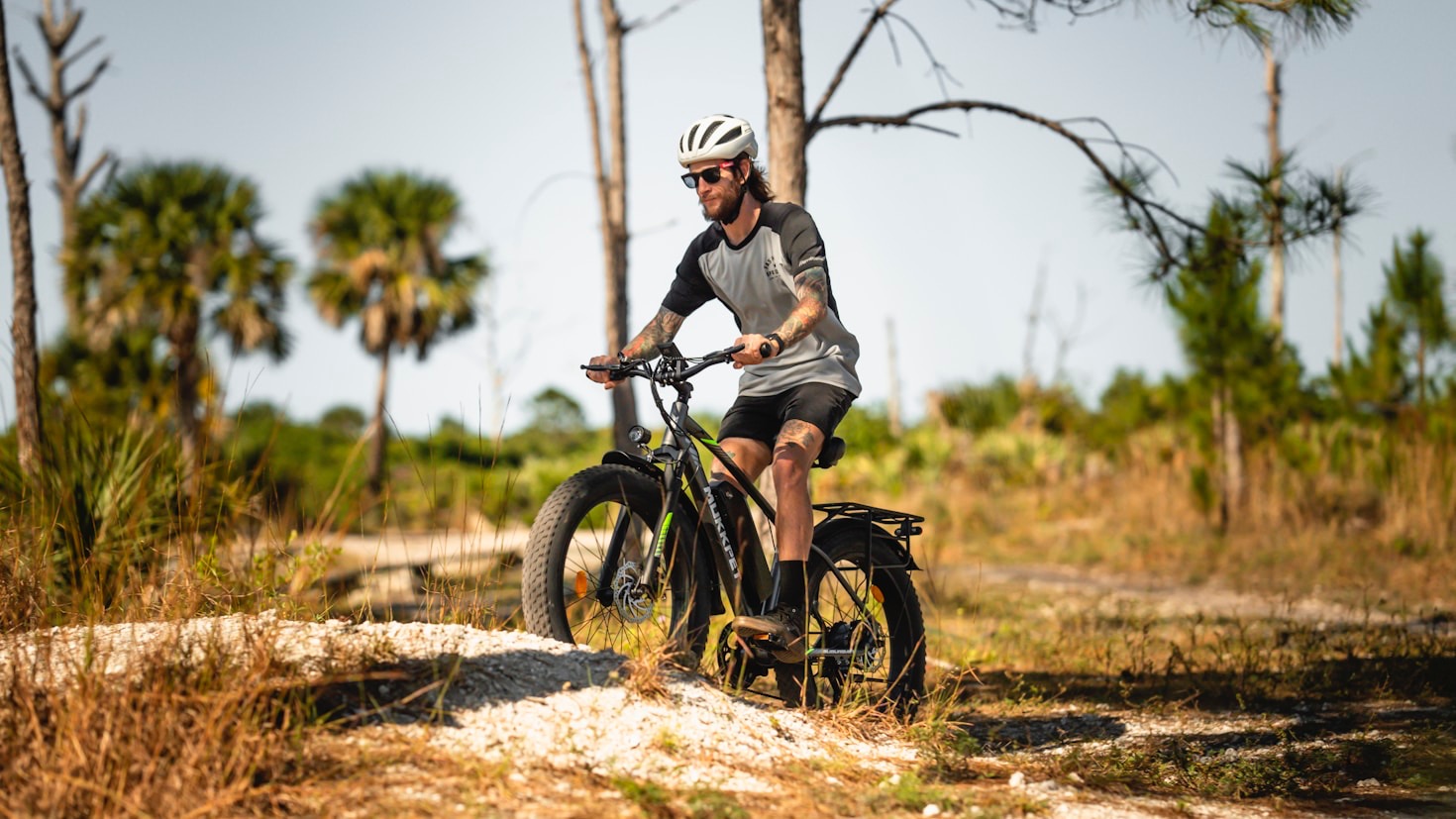Wie man sich auf eine Gravelbike-Tour vorbereitet